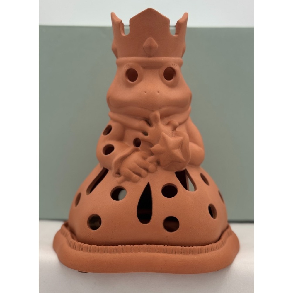 Partylite P7742 Frog Princess Candle Holder Terracotta Tealight - NEW Open Box
